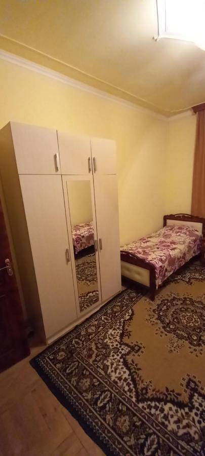 Serik & Geora Guesthouse Sevan Εξωτερικό φωτογραφία